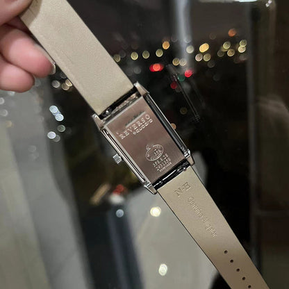 ساعة ريفيرسو كلاسيك فاخرة بهيكل من الذهب الوردي وحركة كوارتز دقيقة