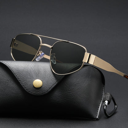 نظارة شمسية قيادة رياضية عصرية بطابع شخصي