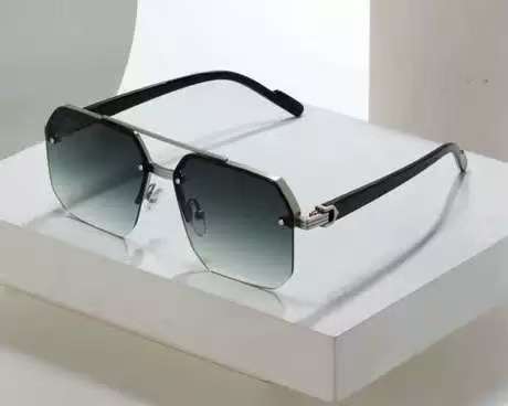 نظارات شمسية نصف إطار بتصميم فاخر وأنيق