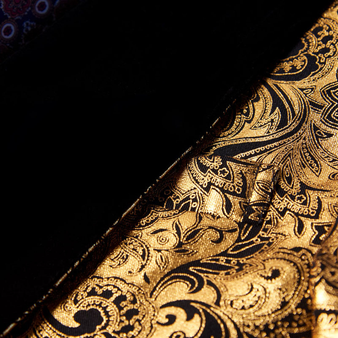 paisley suit details - 6